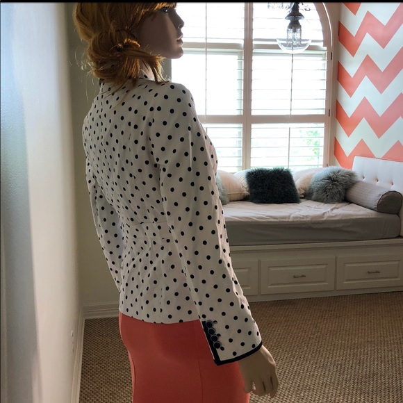 Express Ladies Polka dot Blazer 4 GUC - Picture 3 of 8